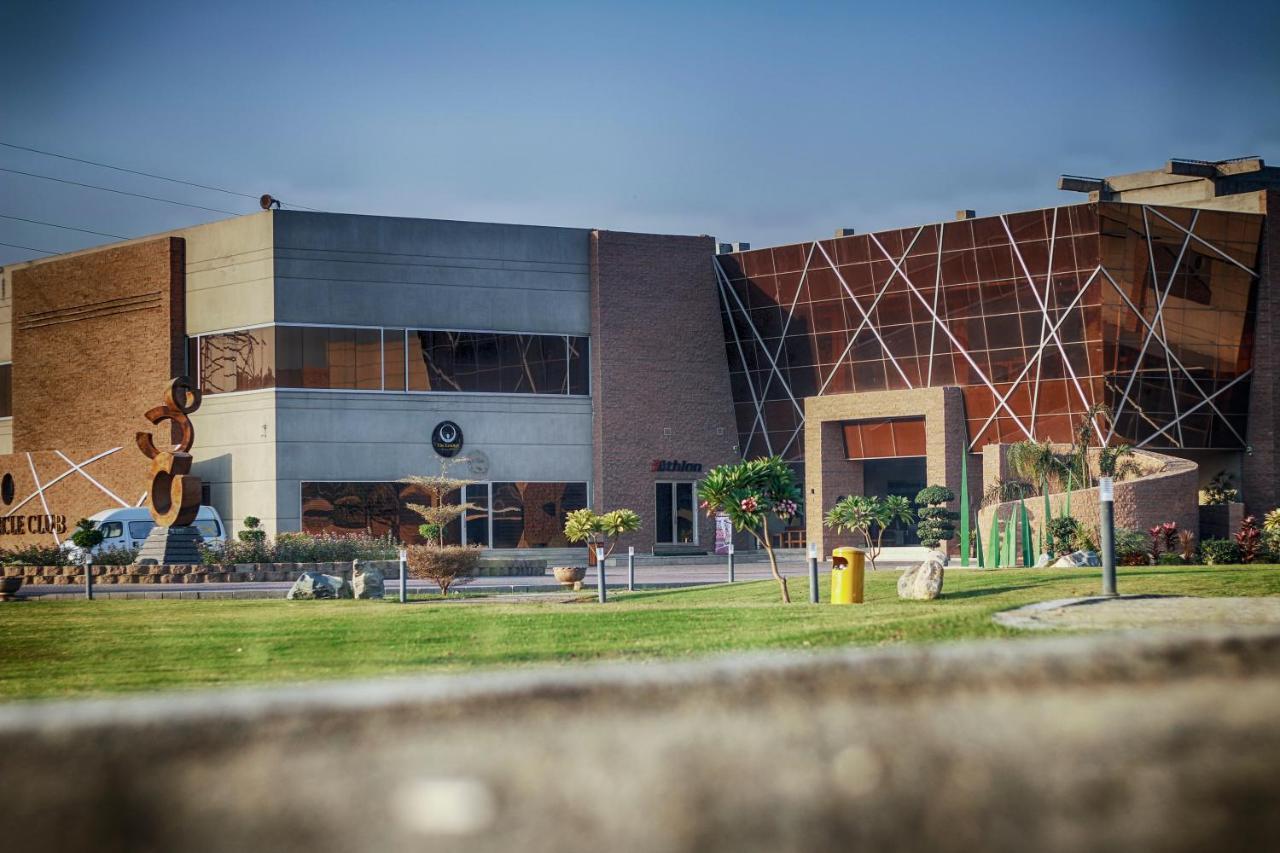 Circle Club Faisalabad Ξενοδοχείο Εξωτερικό φωτογραφία